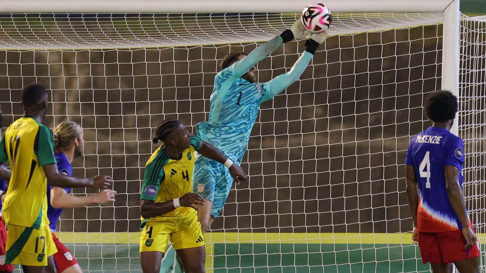 席尔瓦将对 席尔瓦将对