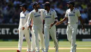 让热刺深陷 让热刺深陷